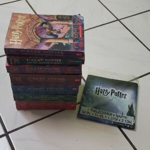 Paperback edition of Harry Potter, Year 1 thru 7 (all), plus 1 tablecloth